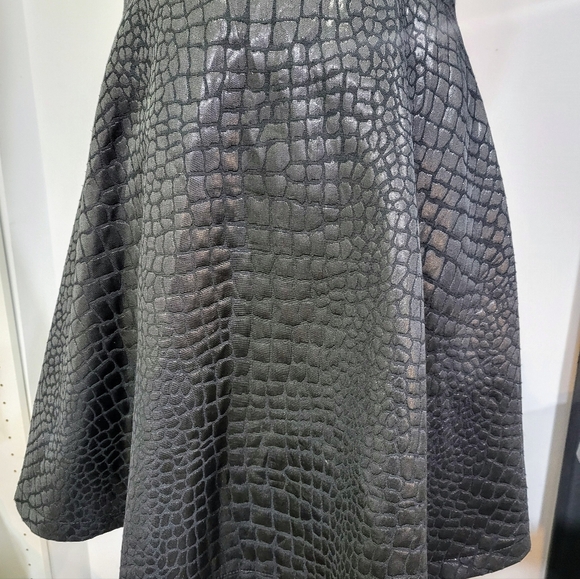 ASTR Sleevless Croc Embossed Mini Fit & Flare Dress Mesh Insets - Picture 7 of 11